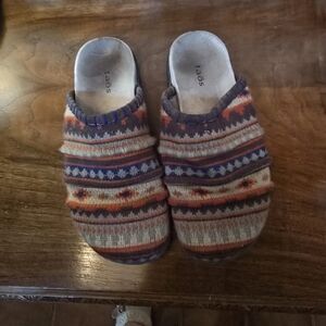 Taos Footwear Multicolor Fair Isle Slip-On Clogs